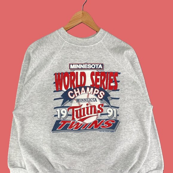 Retro Minnesota Twin Crewneck Sweatshirt, Minnesota Twin Sweatshirt - Picture 4 of 4